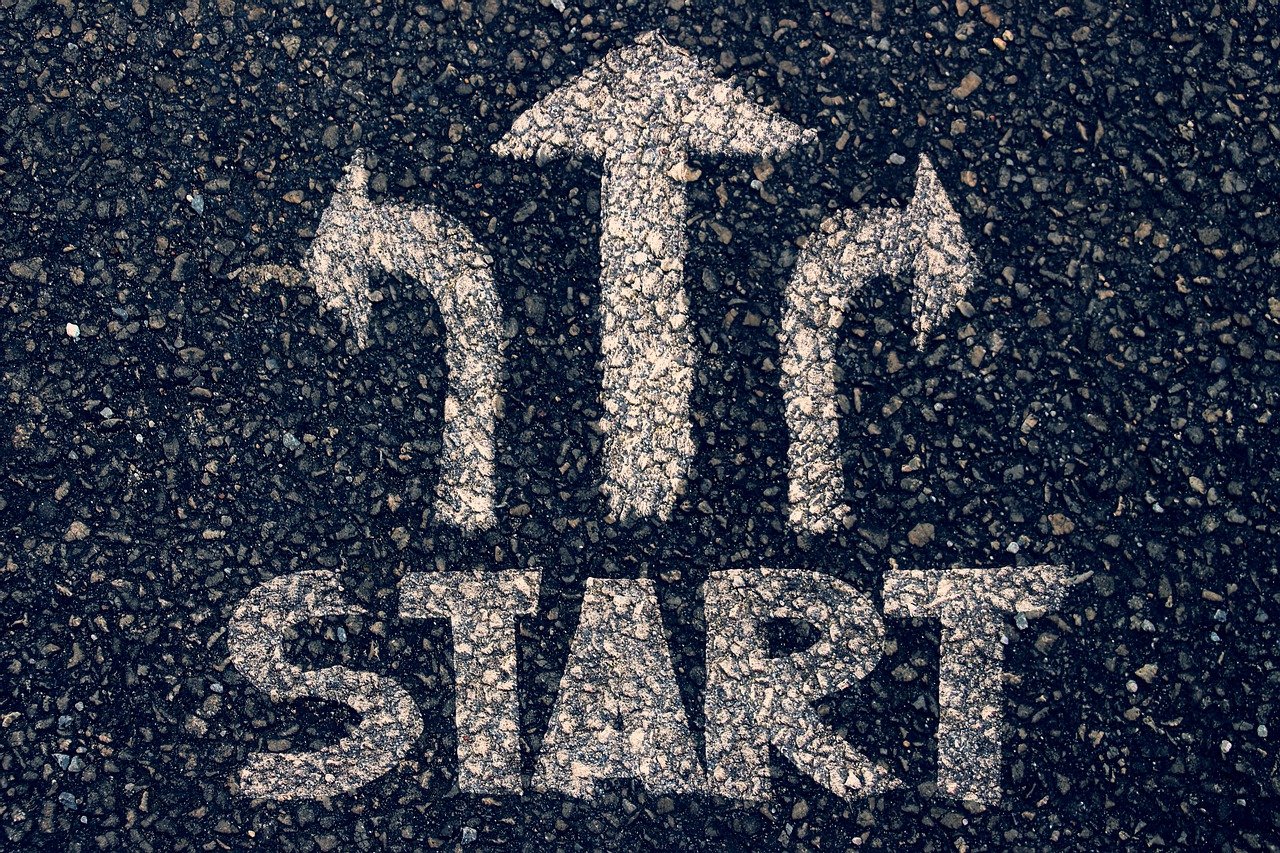 Start Beginning Arrows Direction  - geralt / Pixabay